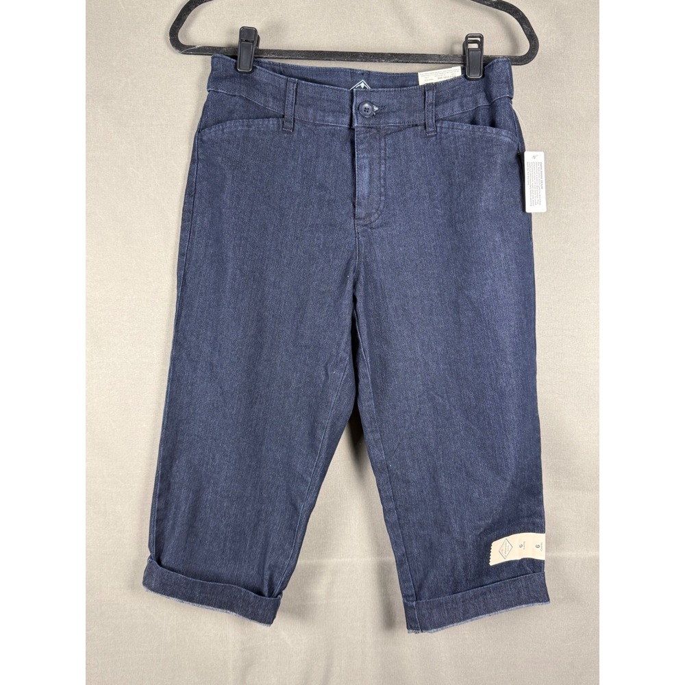 St. John's Bay Capri Pants Women 6 Dark Wash Denim Mid-Rise Easy Fit Cuffed New